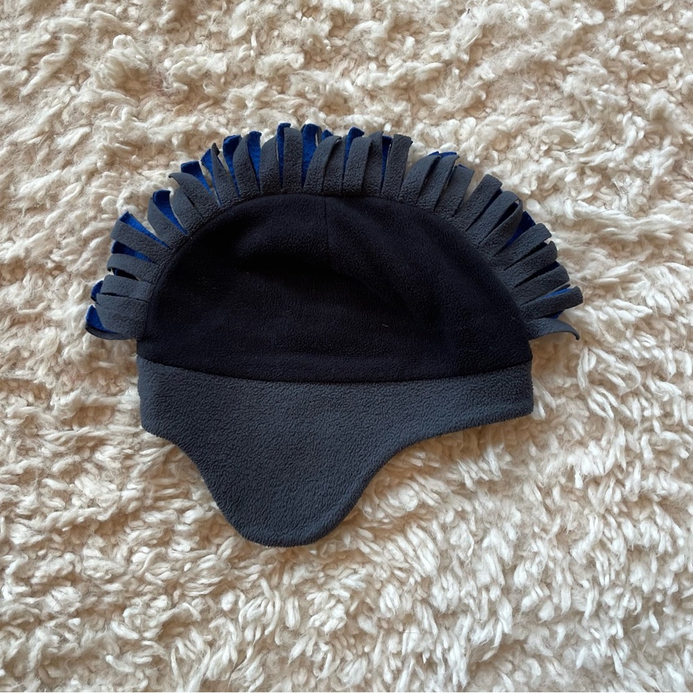 🎯 3 for $15 🎯 The Children’s place boys Mohawk hat - Picture 4 of 4